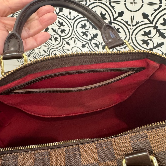 Speedy 30 Damier Ebene USED and in EUC Comes With Dust Bag - Picture 13 of 16